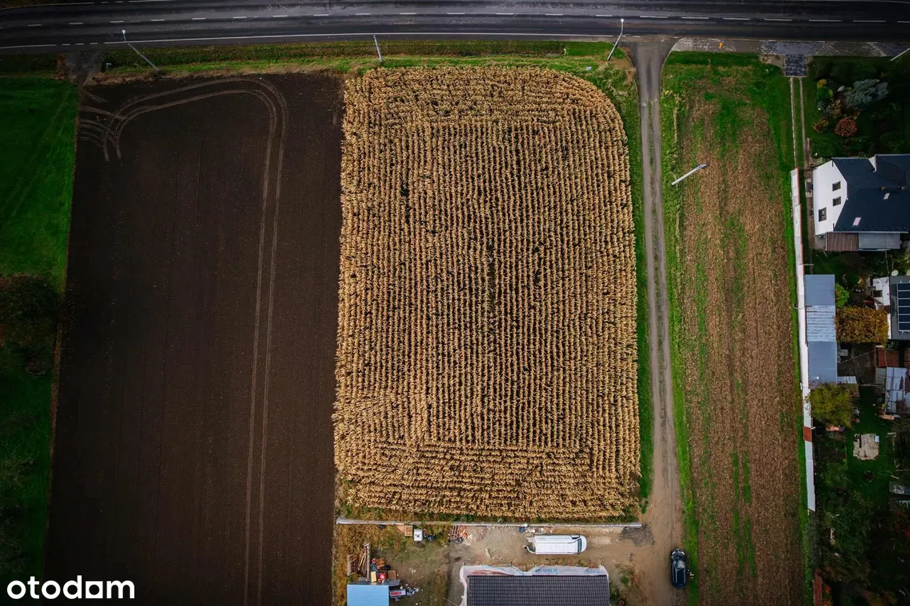 Kiedy szukasz ciszy, natury w nowoczesnej zabudowie jednorodzinnej 2430 m²