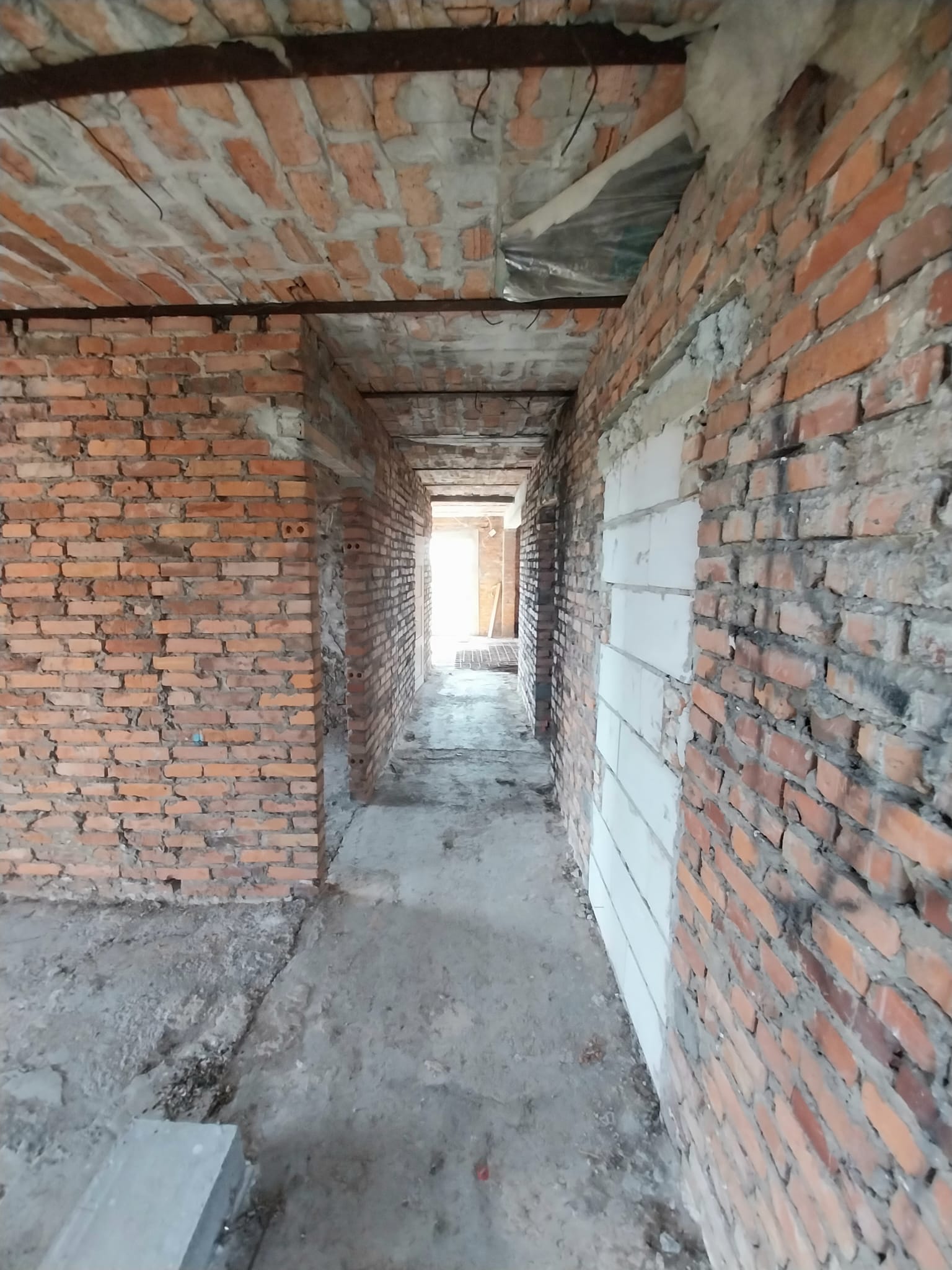 Działka rolno-budowlana z domem w cichej okolicy!