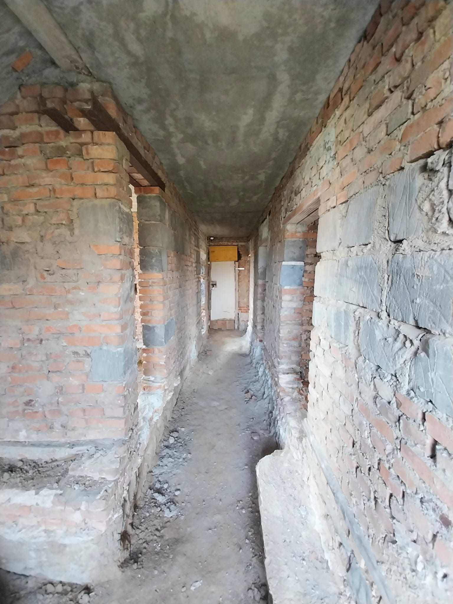 Działka rolno-budowlana z domem w cichej okolicy!