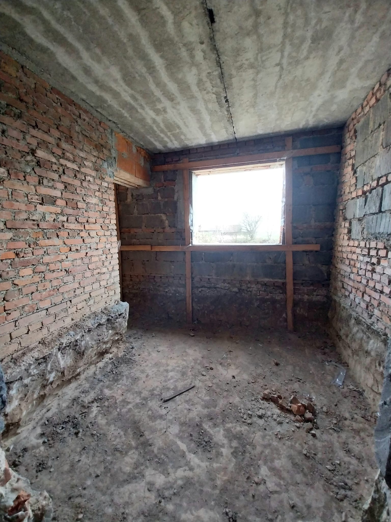 Działka rolno-budowlana z domem w cichej okolicy!